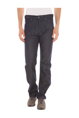 classic-denim-jeans-for-everyday-wear