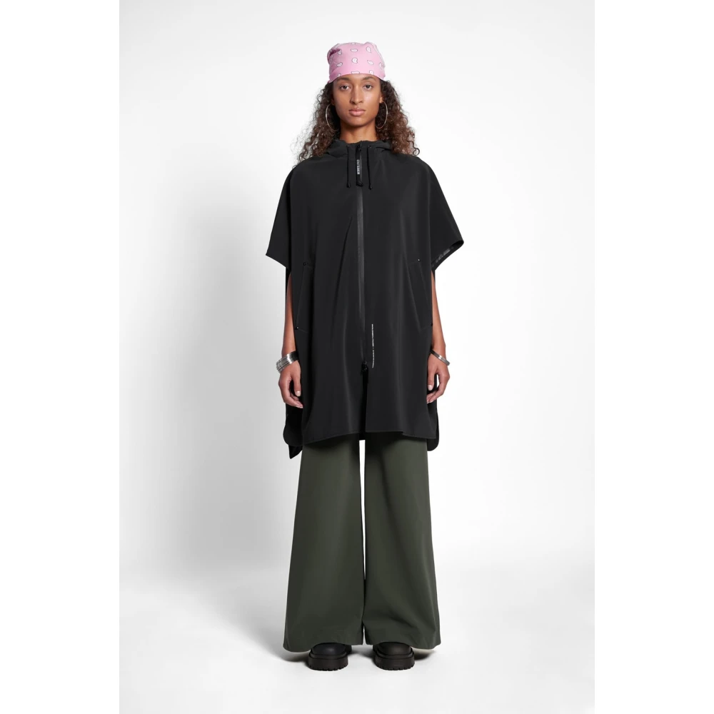 Stutterheim Matte Regenponcho voor Vrouwen Black Dames