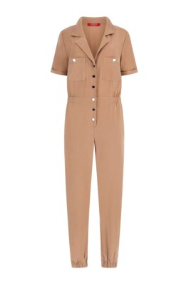 combinaison-a-manches-courtes-et-col-en-v