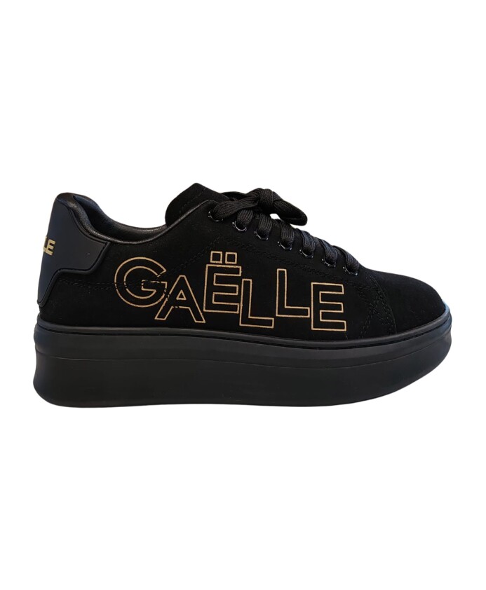 logo-embossed-leather-sneakers-addict
