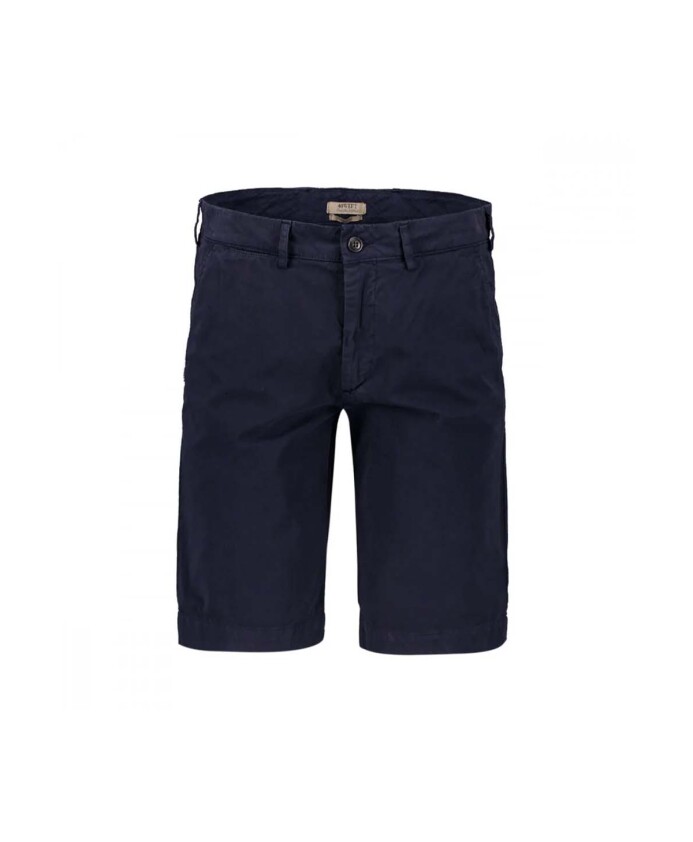 gabardine-bermuda-chinos