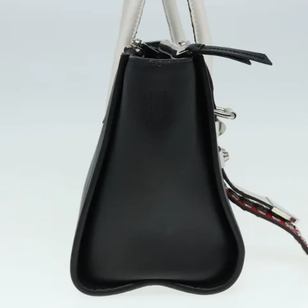 Prada Vintage Pre-owned Leather handbags Black Dames