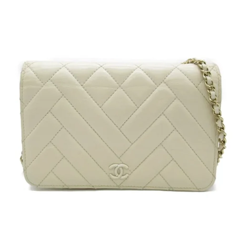 Chanel Vintage Pre-owned Leather crossbody-bags White Dames