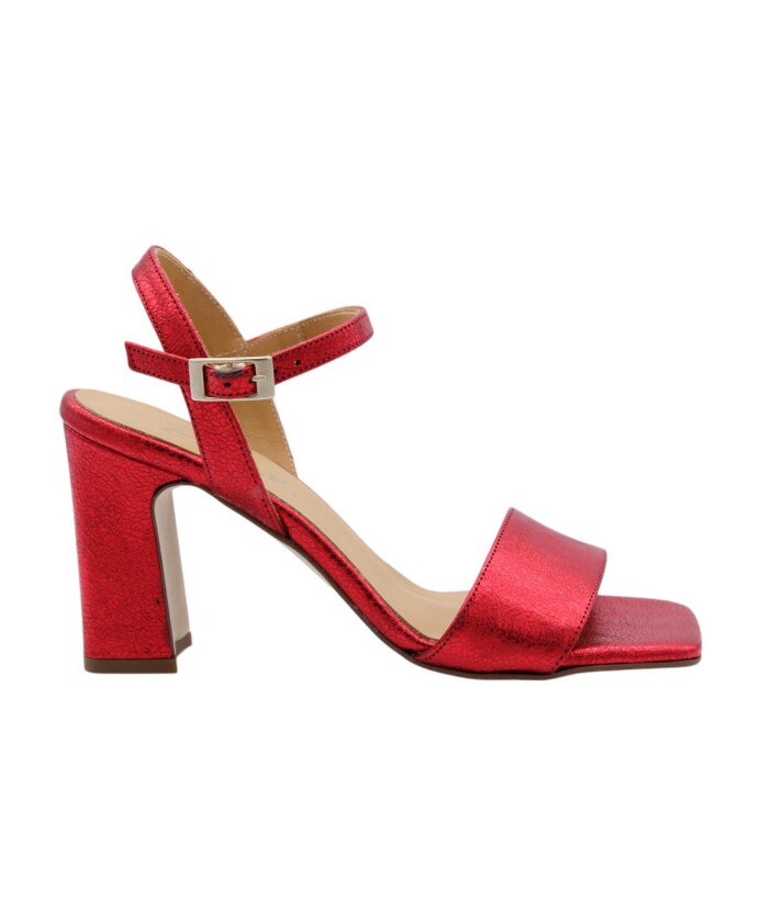 brunei-sandal-stylish-and-comfortable