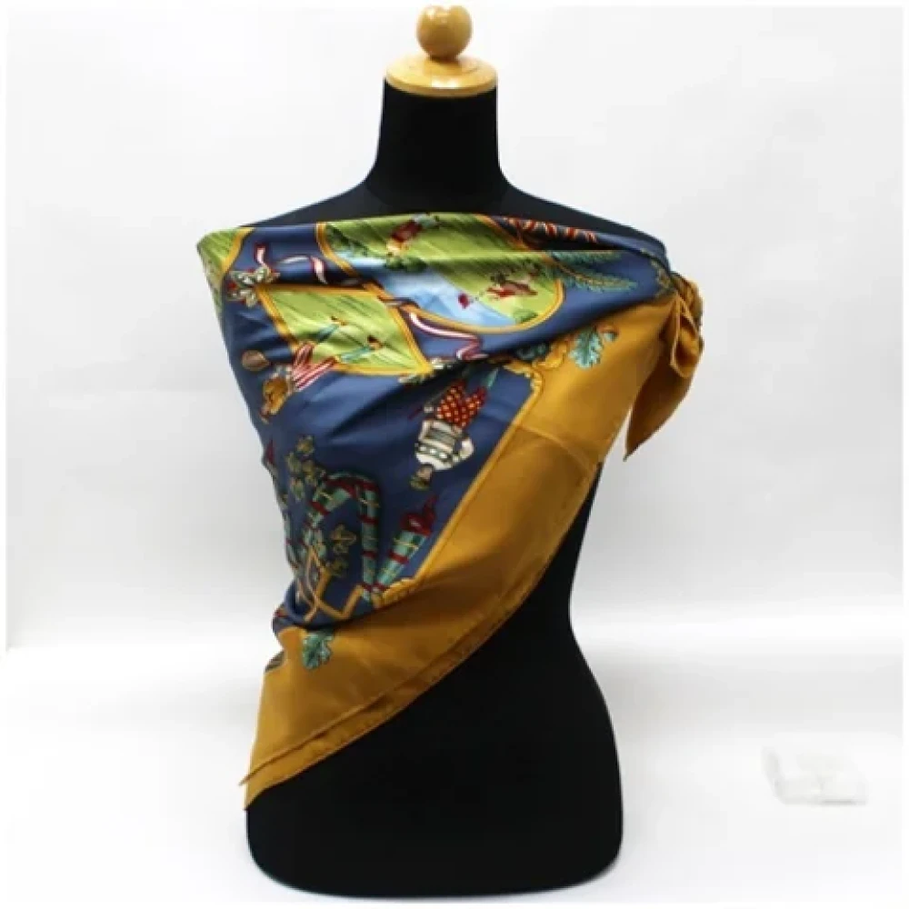 Salvatore Ferragamo Pre-owned Silk scarves Multicolor Dames