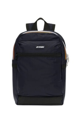 svart-nylon-ryggsack