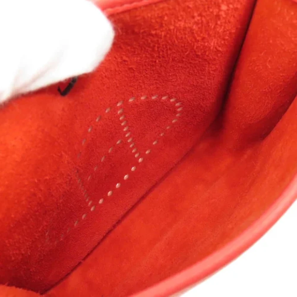 Hermès Vintage Pre-owned Fabric shoulder-bags Red Dames