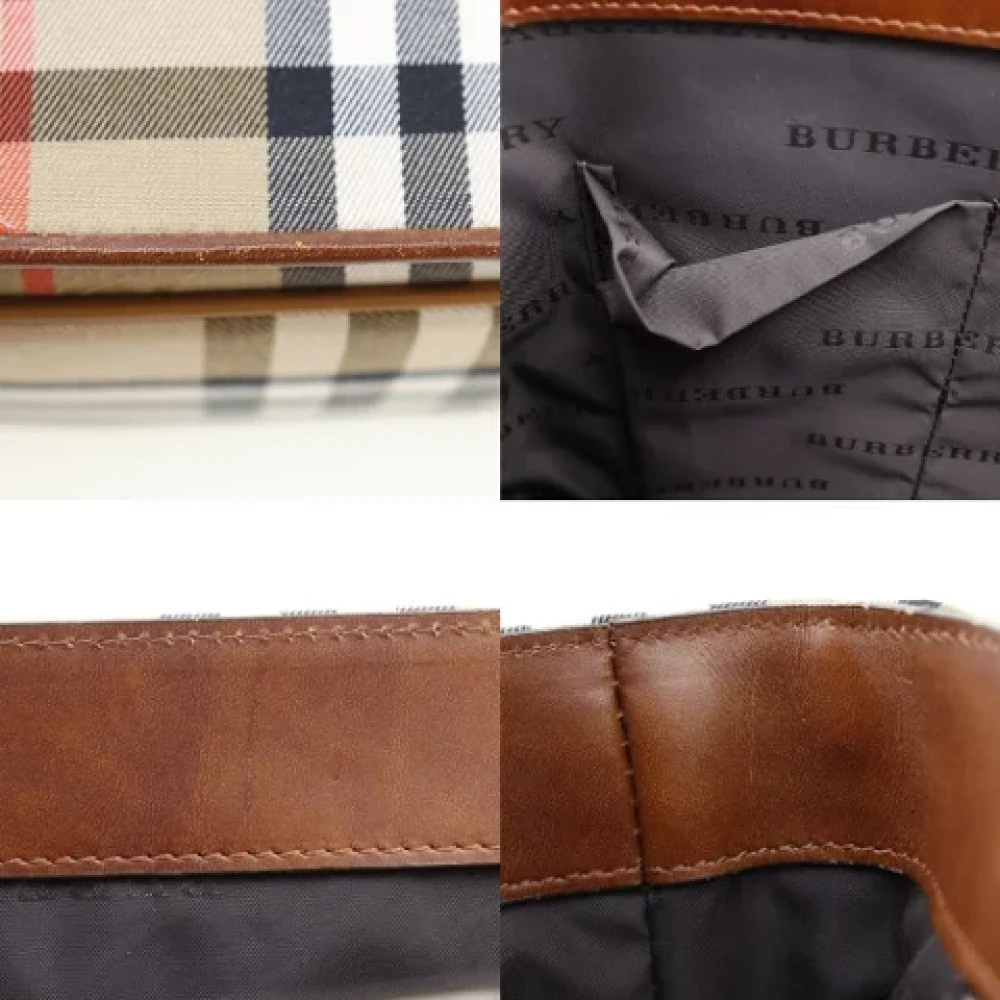 Burberry Vintage Pre-owned Canvas shoulder-bags Beige Dames
