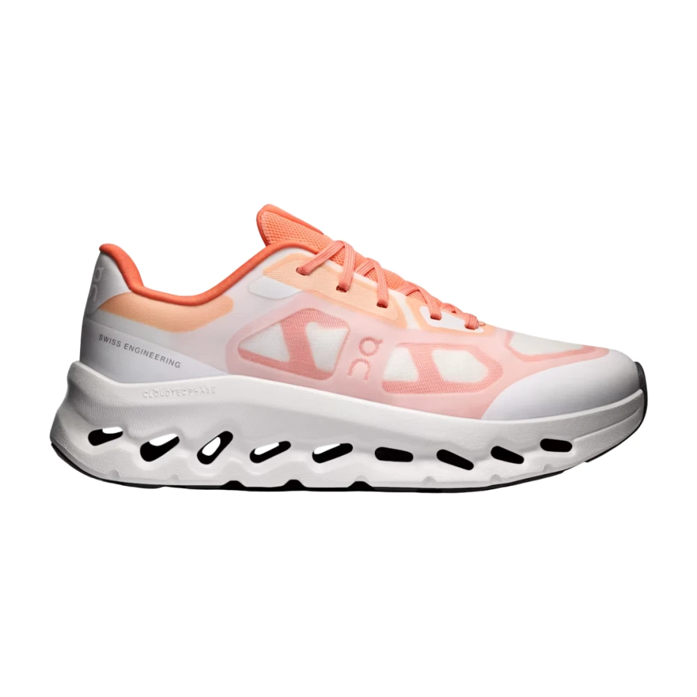 On Running Women's Beige Cloudtilt Remix