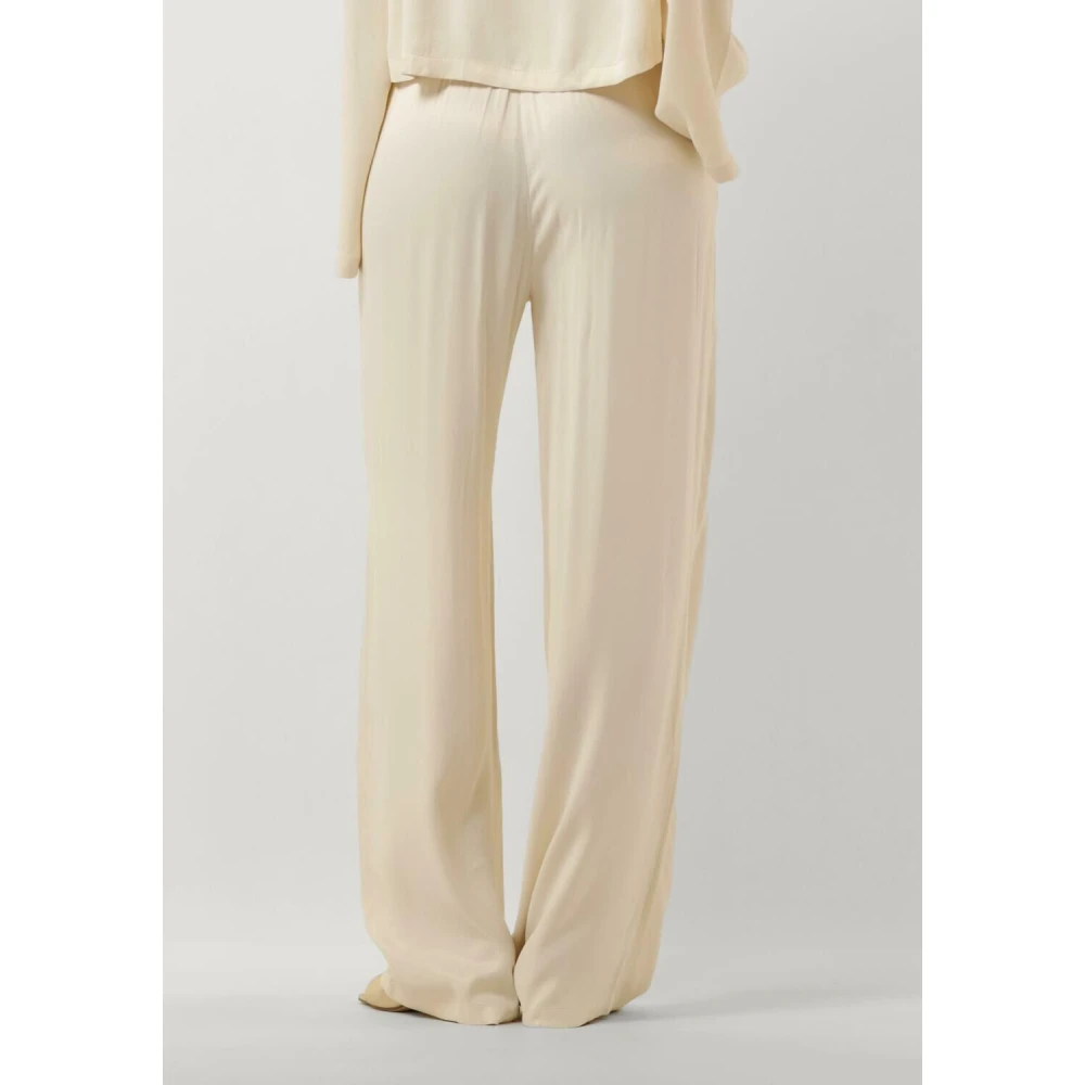 Alix The Label Elegante Wijde Satijnen Broek Beige Dames