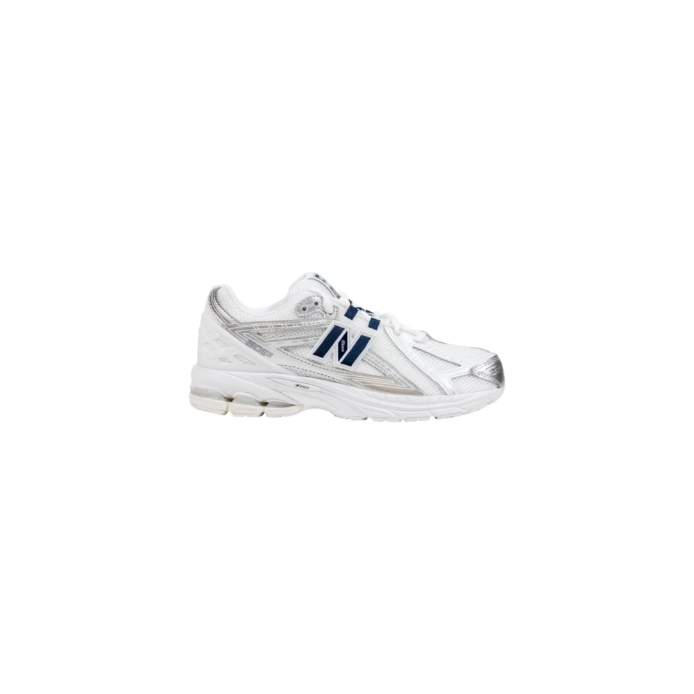 New Balance Witte Vetersneakers voor Herfst/Winter Dames Schoenen