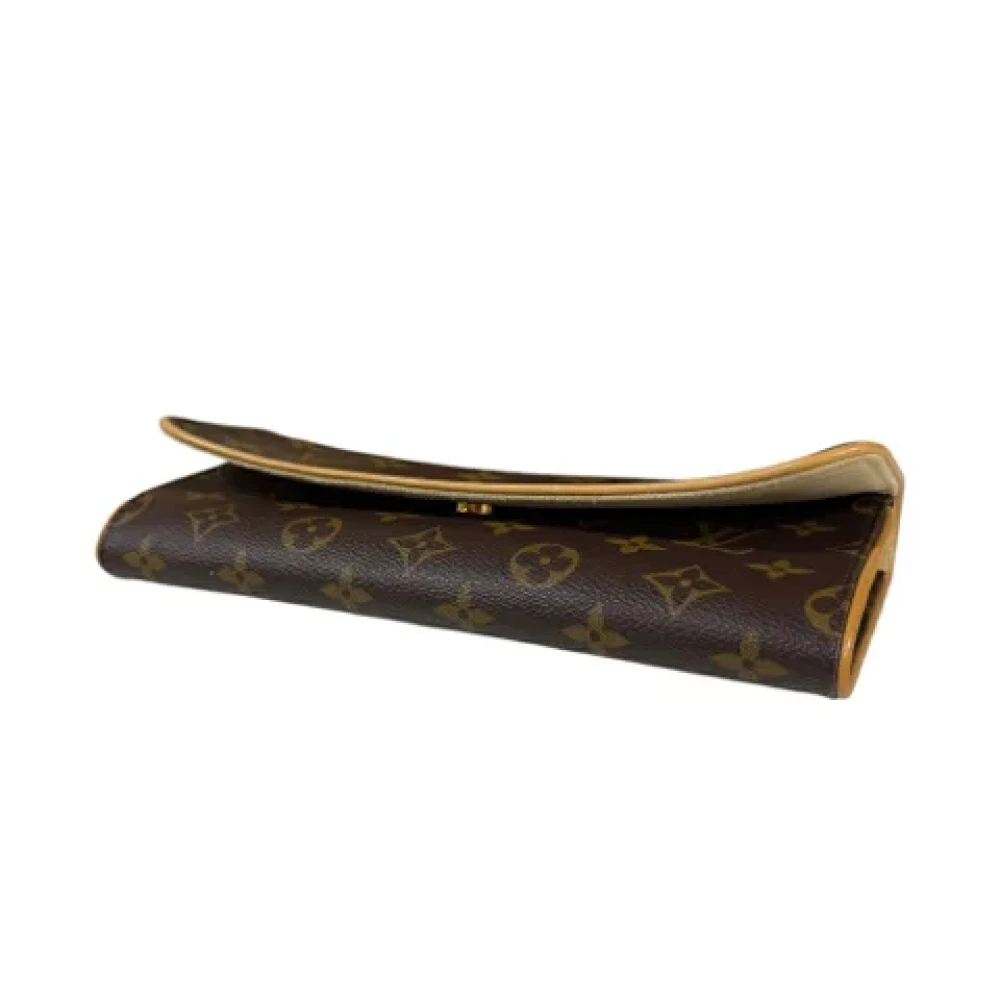 Louis Vuitton Vintage Pre-owned Canvas shoulder-bags Brown Dames