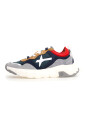 sneakers-bleues-avec-un-design-unique