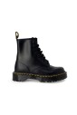 bottes-de-combat-en-cuir-noir