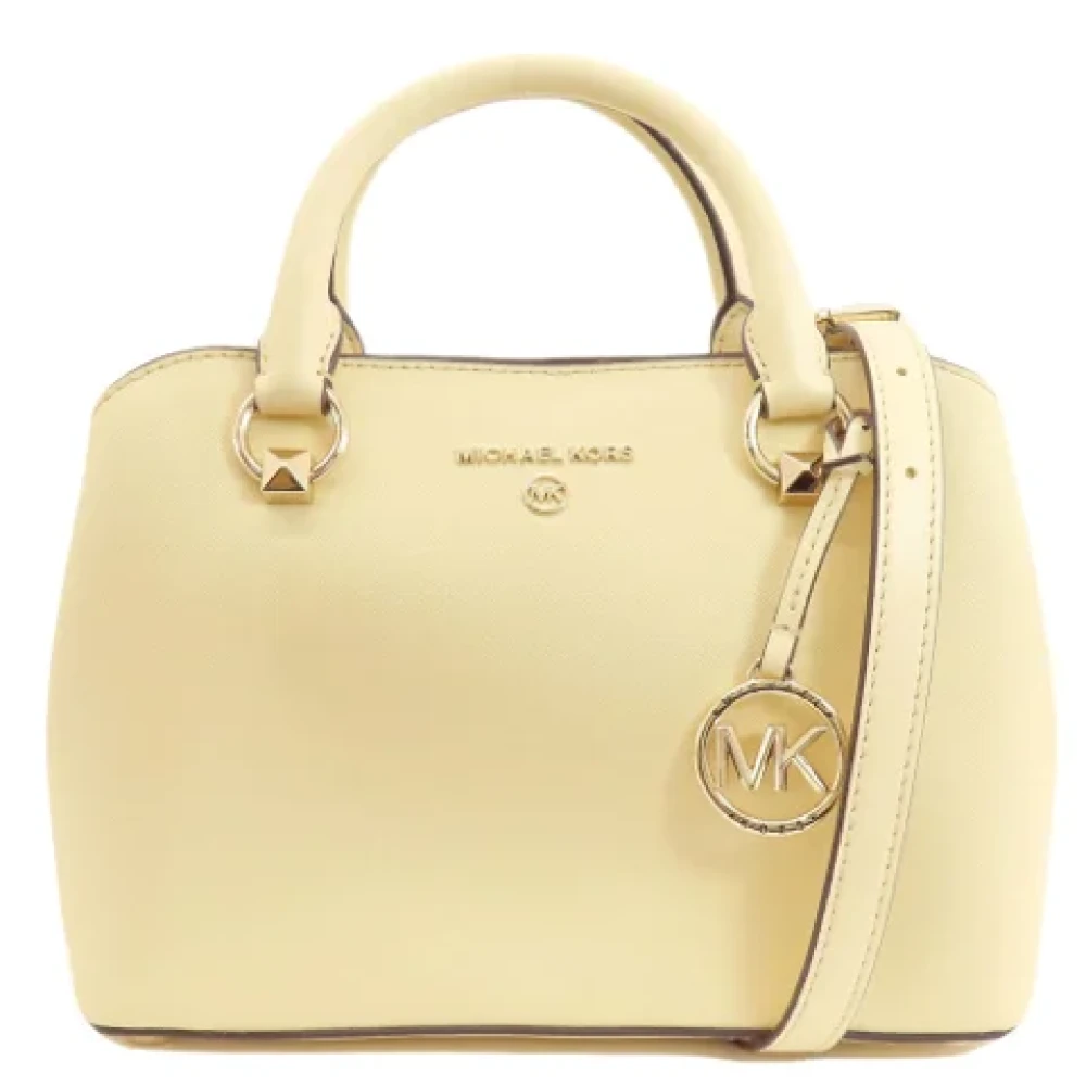 Michael Kors Pre-owned Plastic handbags Beige Dames