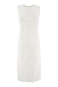elegante-robe-fourreau-en-dentelle
