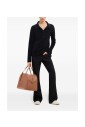 polo-noir-en-maille-cotelee