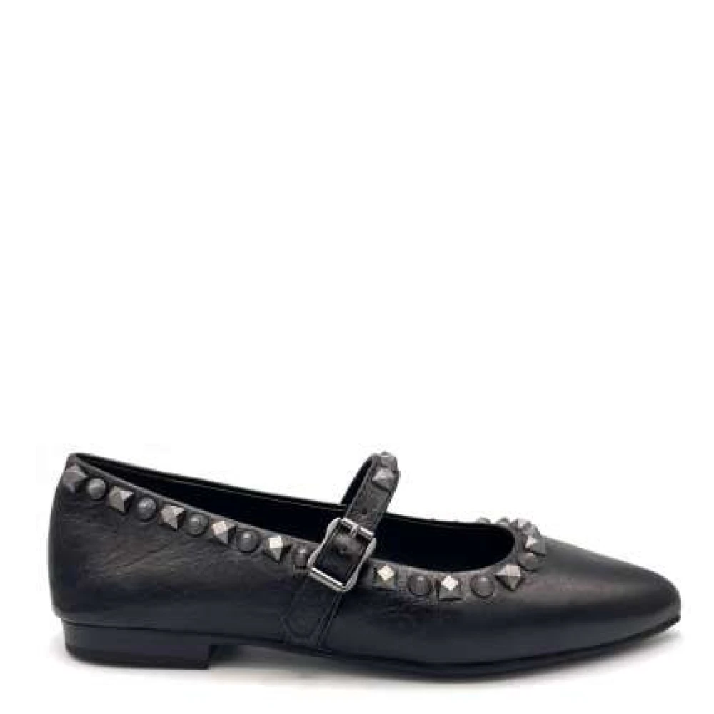 Sorte studded skinn ballerina sko