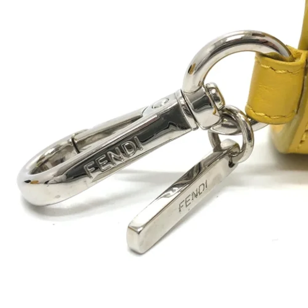 Fendi Vintage Pre-owned Leather key-holders Yellow Dames