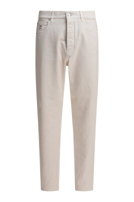 white-jeans-for-men-aw25
