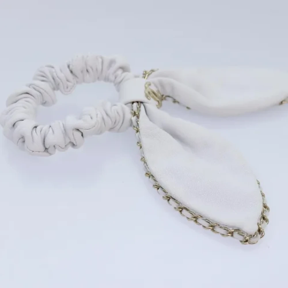 Chanel Vintage Pre-owned Leather hair-accessories White Dames
