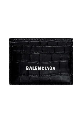 embossed-logo-leather-wallet