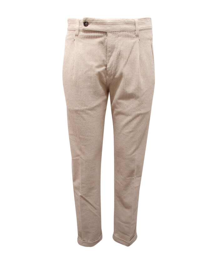 velvet-trousers-retro-style