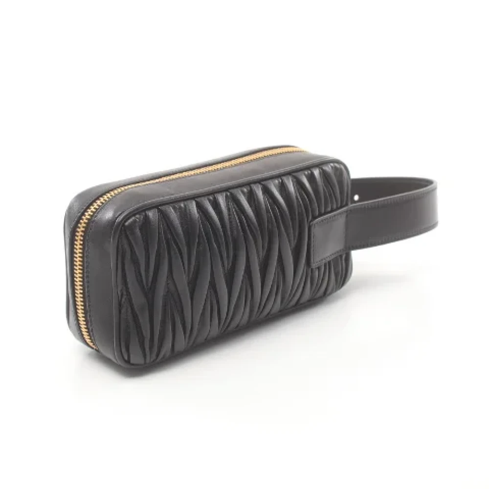 Miu Pre-owned Leather handbags Black Dames