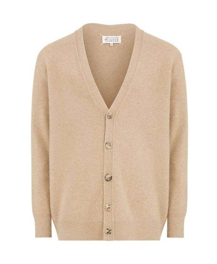 pull-en-tricot-col-v-en-laine