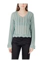 green-v-neck-knitwear-long-sleeve