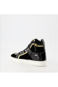 baskets-en-cuir-et-daim-bicolores