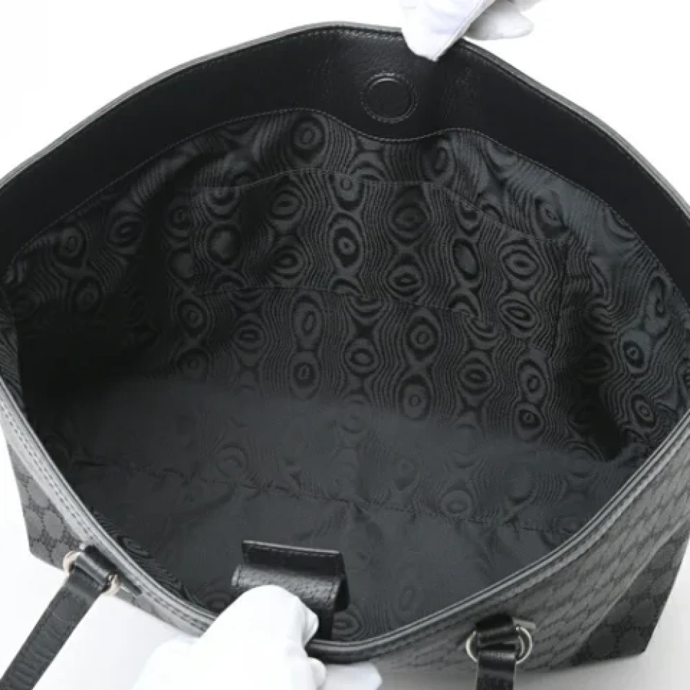 Balenciaga Vintage Pre-owned Canvas handbags Black Unisex