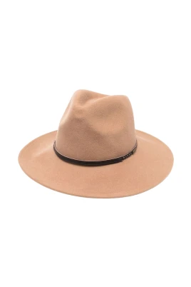 Tack Fedora