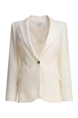 white-wool-jacket-stylish-silhouette