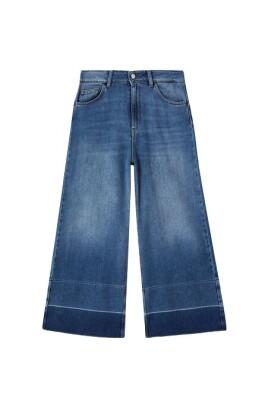 blue-wide-leg-jeans