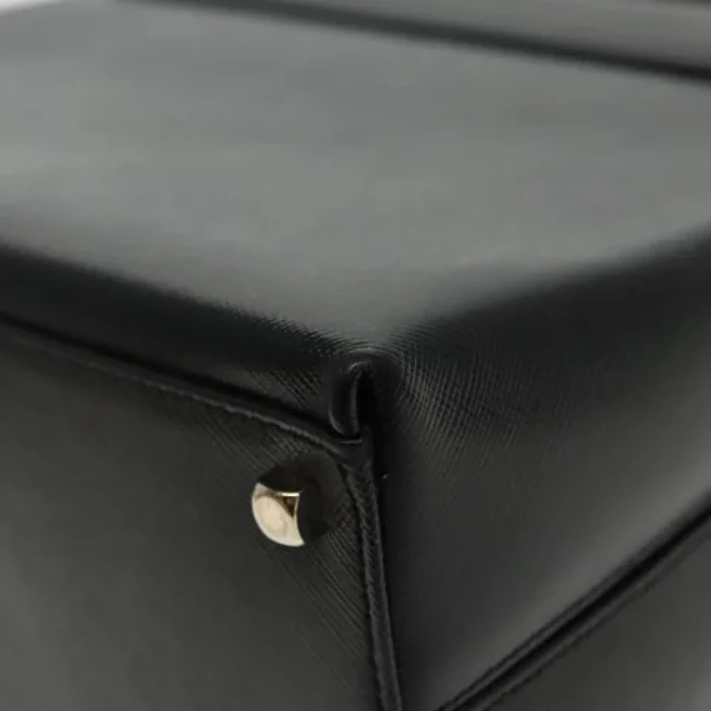 Salvatore Ferragamo Pre-owned Leather handbags Black Dames