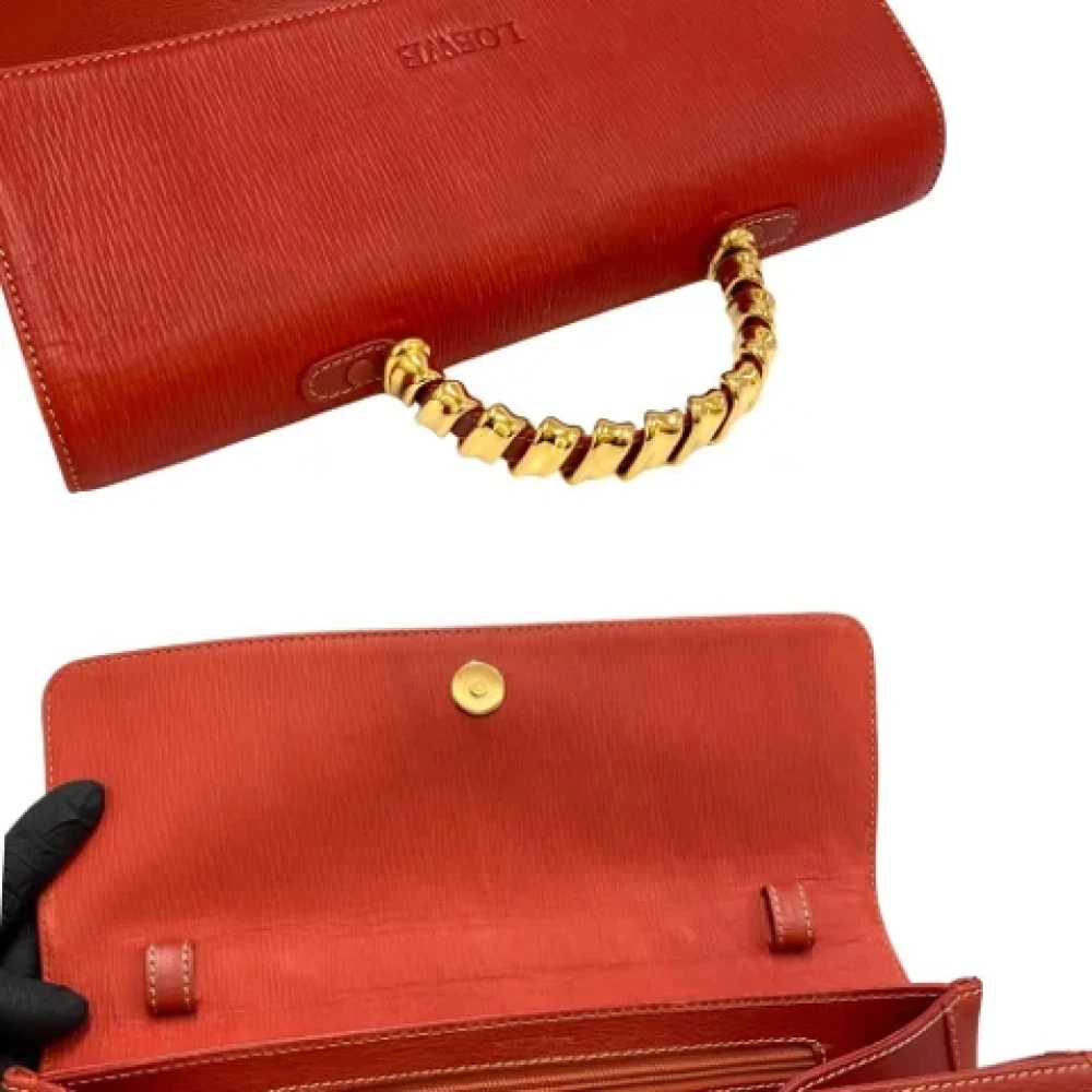 Loewe Pre-owned Leather handbags Red Dames