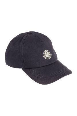 baseball-cap-for-stylish-headwear