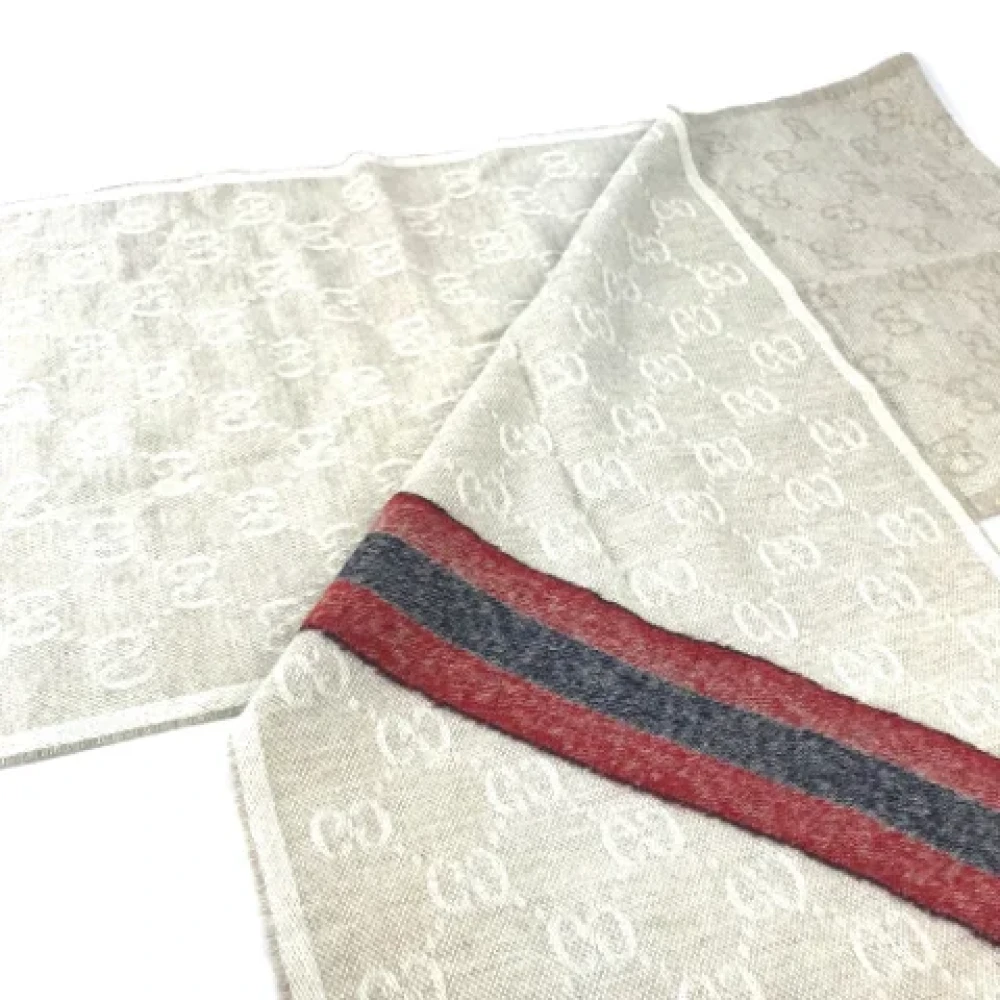 Gucci Vintage Pre-owned Wool scarves Beige Dames