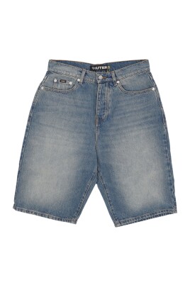baggy-denim-shorts-with-buttons-closure