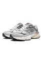 grey-9060-lifestyle-sneaker