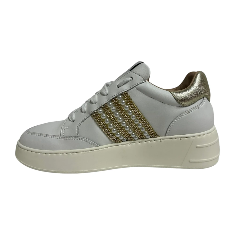 Stokton Witte leren sneakers met gouden detail White Dames