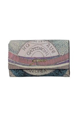 beige-wallets-and-cardholders
