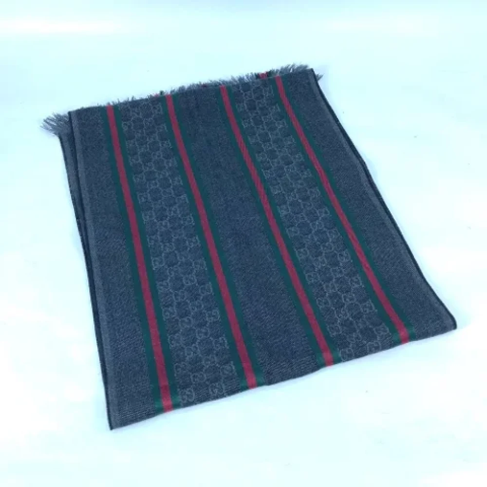 Gucci Vintage Pre-owned Wool scarves Gray Heren