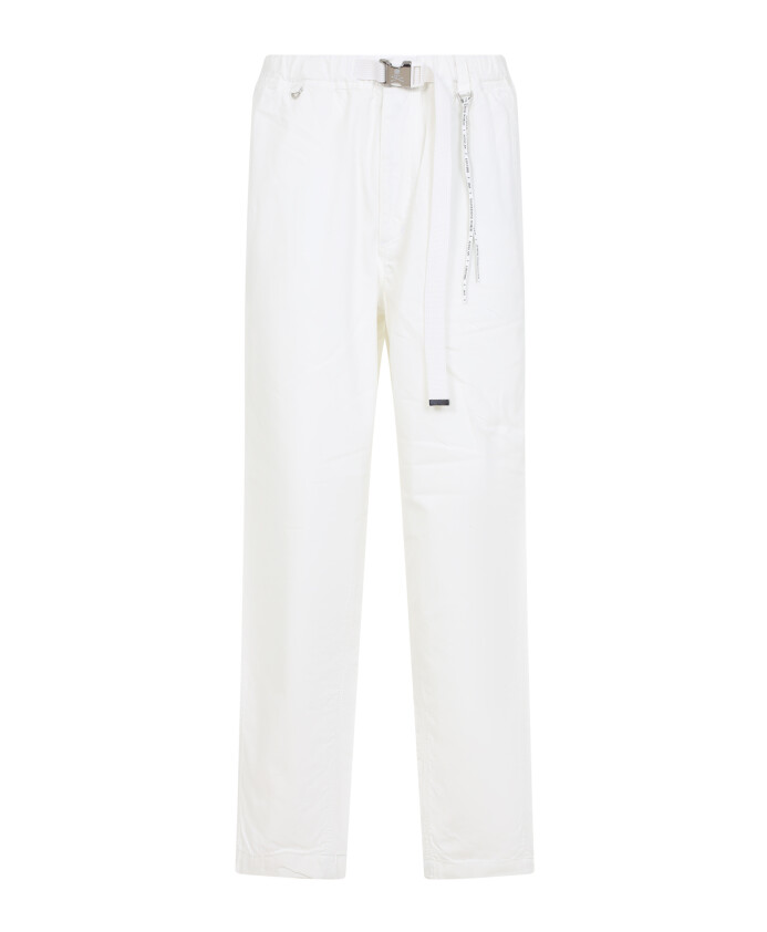 pantalon-blanc-en-coton-style-decontracte