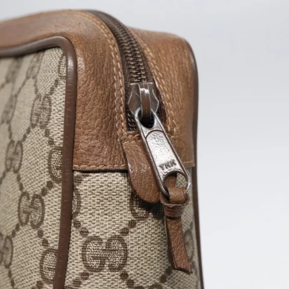 Gucci Vintage Pre-owned Leather clutches Beige Dames