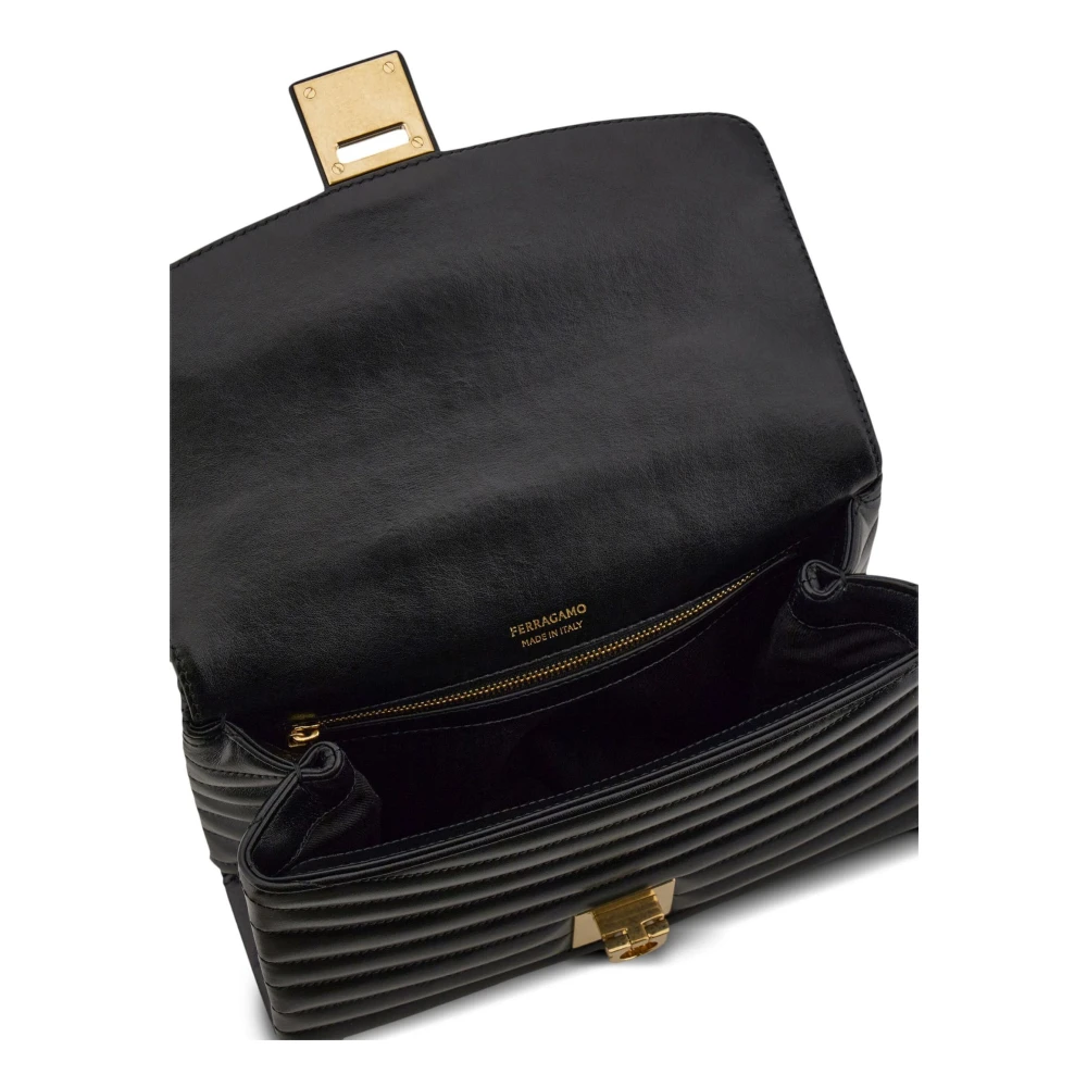 Salvatore Ferragamo Gewatteerde Zwarte Schoudertas met Gancini Black Dames