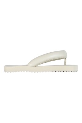 beige-padded-sandals-inspired-by-geta