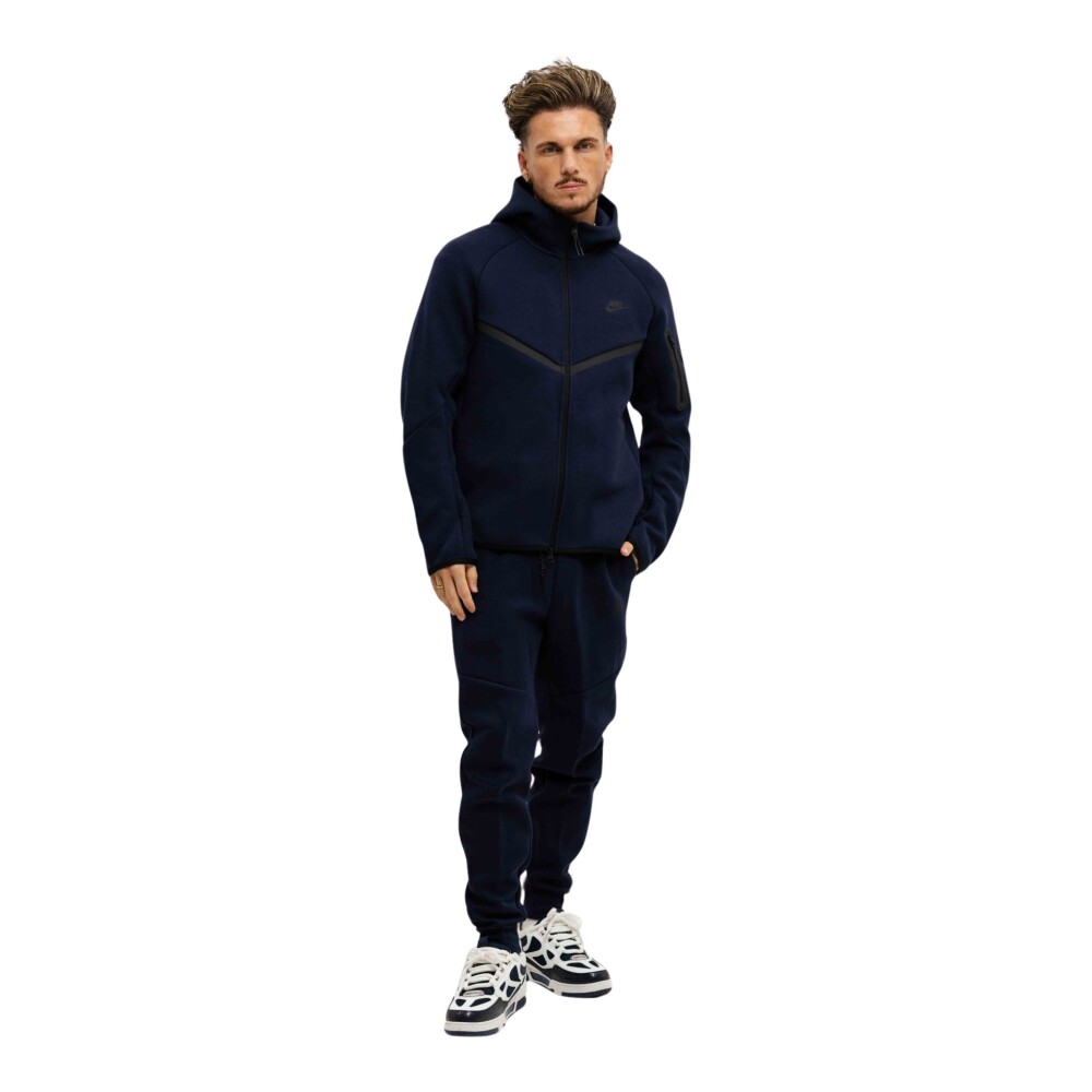 buy nike tracksuit online