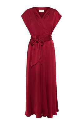 elegant-crnoretta-klanning-cabernet